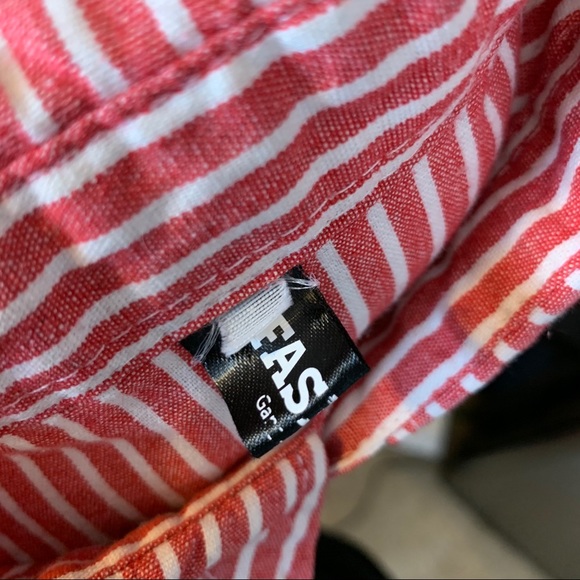 Vintage | Pocket Kitty Red & White Striped Button-Down Shirt - Picture 9 of 9